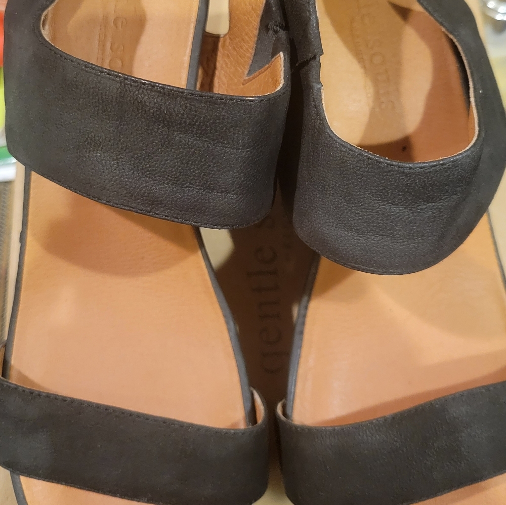 Shoes, size 10, Brown